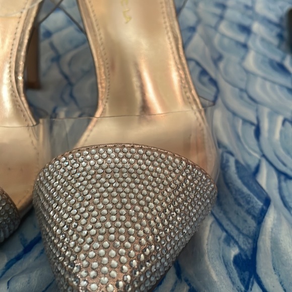 Really confterable and they are new - Picture 3 of 3